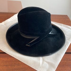 Fedora hat